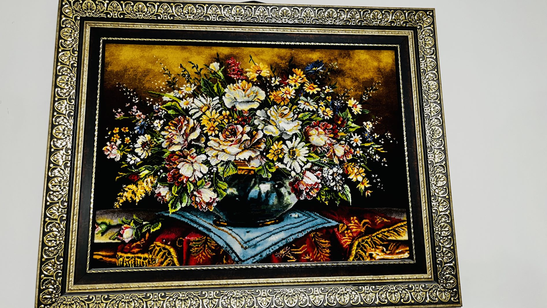 تابلو فرش دست باف ایرانی